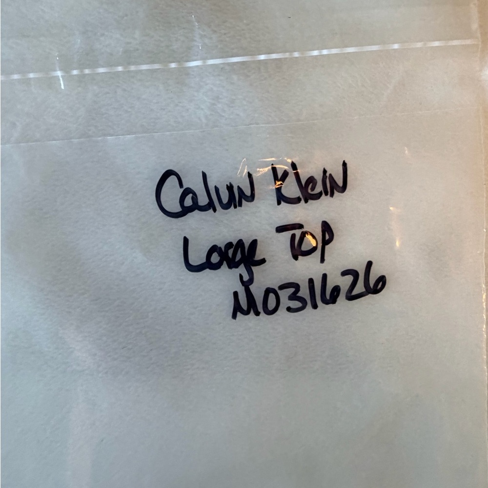 Calvin Klein White Deep V-Neck Sleeveless Draped Blouse Top 100% Polyester Large - Picture 9 of 9